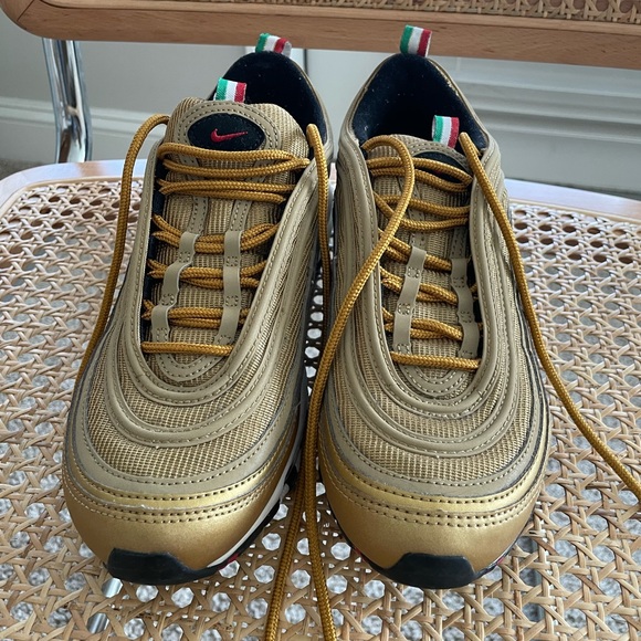 Nike Air Max ‘Italian Gold’ - Picture 2 of 7